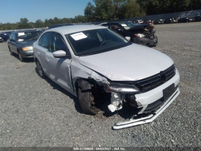 VOLKSWAGEN JETTA 2017 3vw2b7aj4hm293636