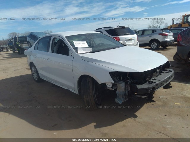 VOLKSWAGEN JETTA 2017 3vw2b7aj4hm344990