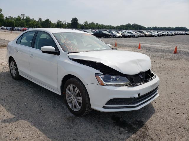 VOLKSWAGEN NULL 2017 3vw2b7aj4hm350109