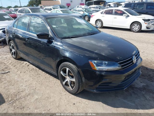 VOLKSWAGEN JETTA 2017 3vw2b7aj4hm377195