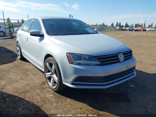 VOLKSWAGEN JETTA 2017 3vw2b7aj4hm389122