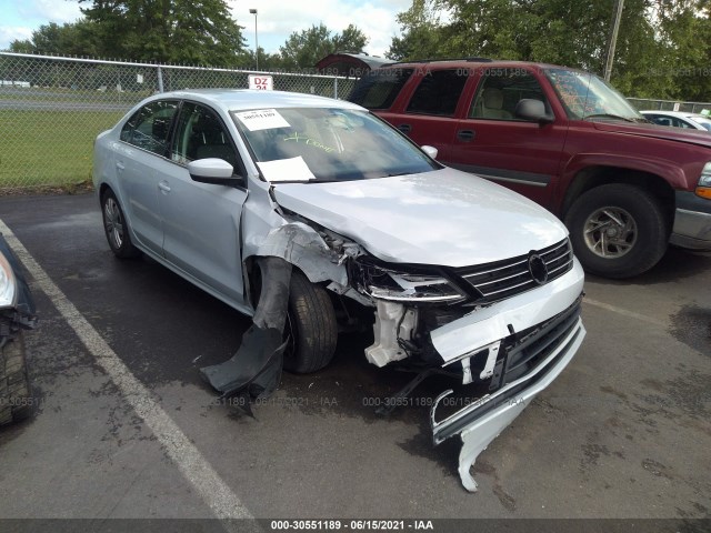 VOLKSWAGEN JETTA 2017 3vw2b7aj7hm330632