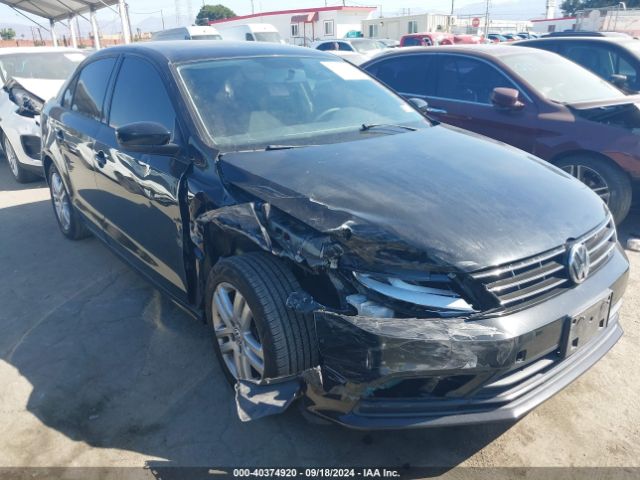 VOLKSWAGEN JETTA 2018 3vw2b7aj7jm223411