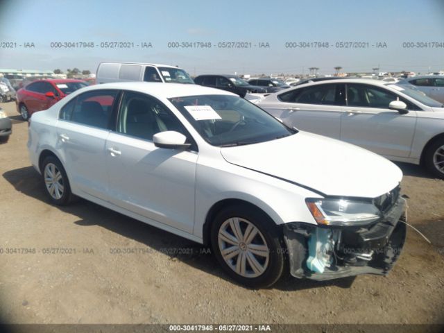 VOLKSWAGEN JETTA 2017 3vw2b7aj8hm287340