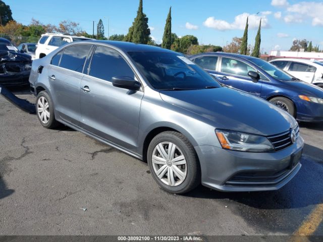 VOLKSWAGEN JETTA 2017 3vw2b7aj8hm395084