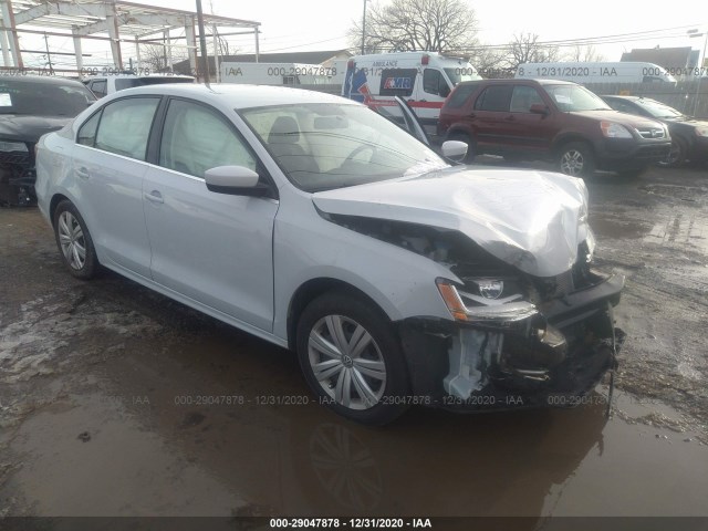 VOLKSWAGEN JETTA 2017 3vw2b7aj9hm230919