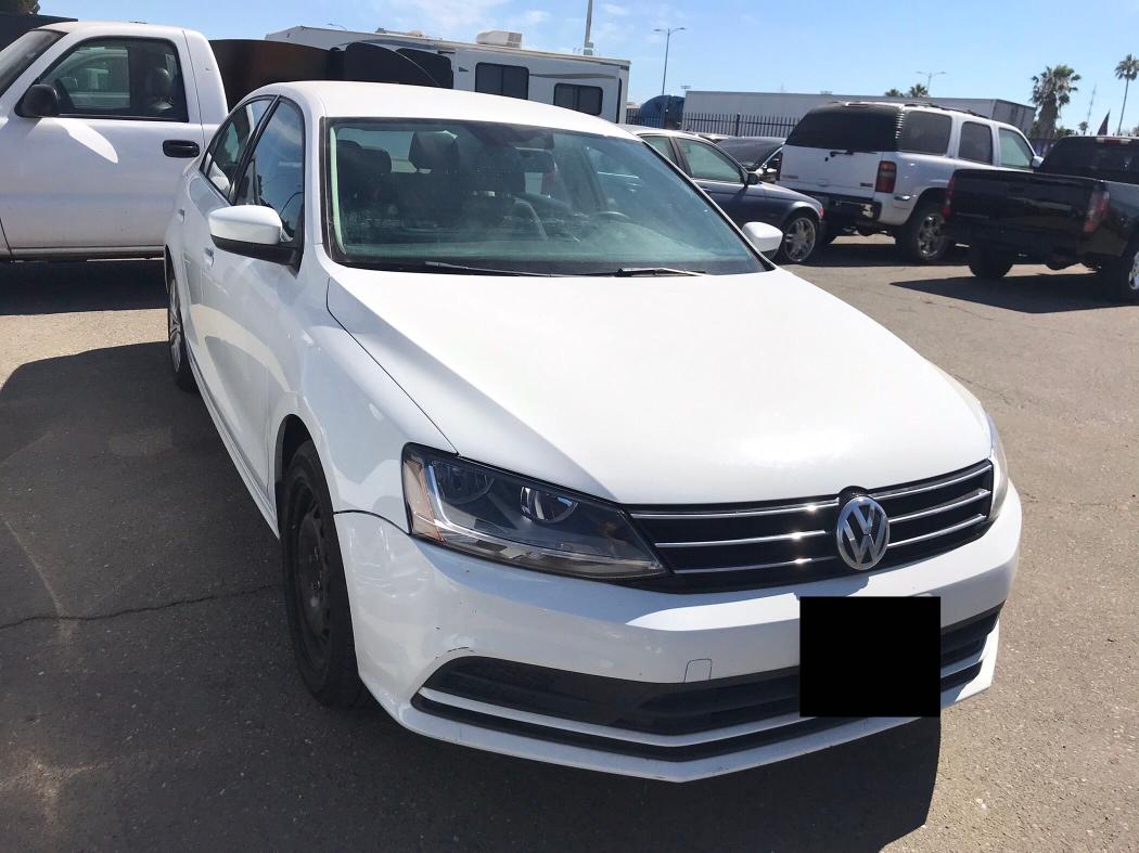 VOLKSWAGEN NULL 2017 3vw2b7aj9hm381243