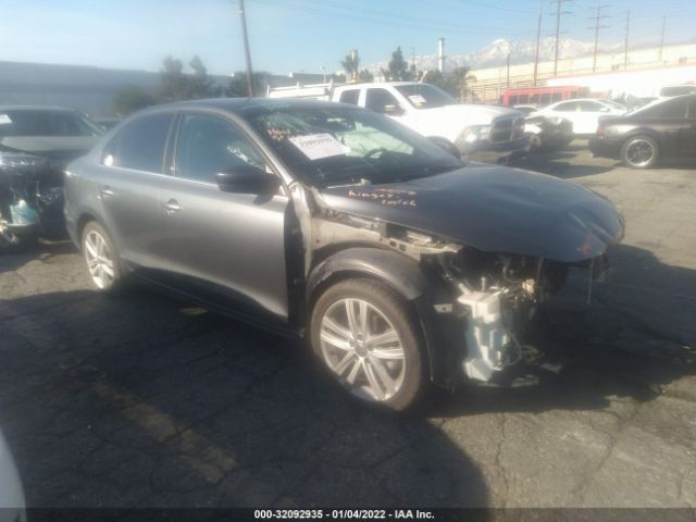 VOLKSWAGEN JETTA 2017 3vw2b7aj9hm401748