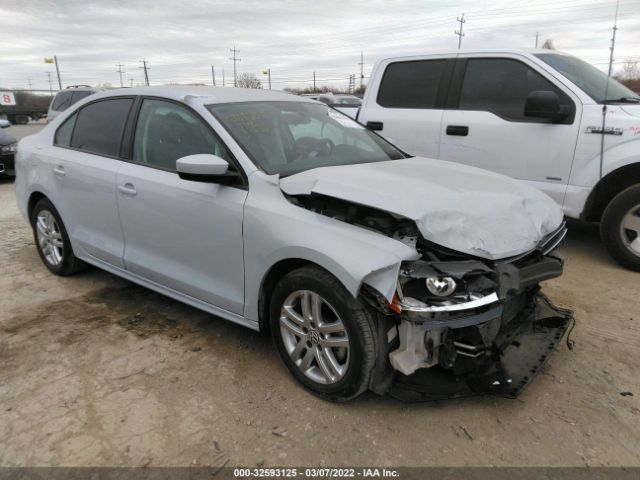 VOLKSWAGEN JETTA 2018 3vw2b7aj9jm212247