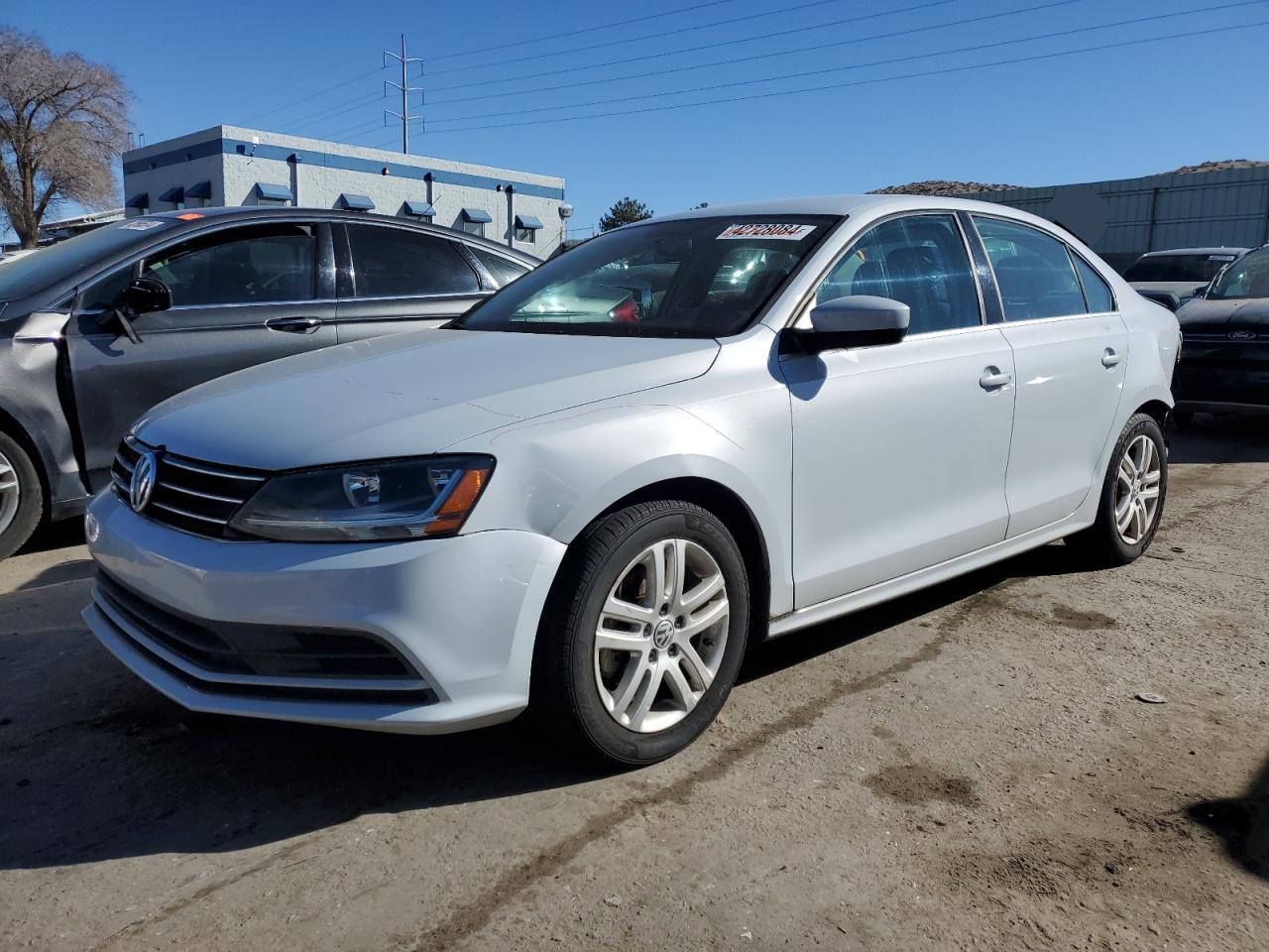 VOLKSWAGEN JETTA 2017 3vw2b7ajxhm381025