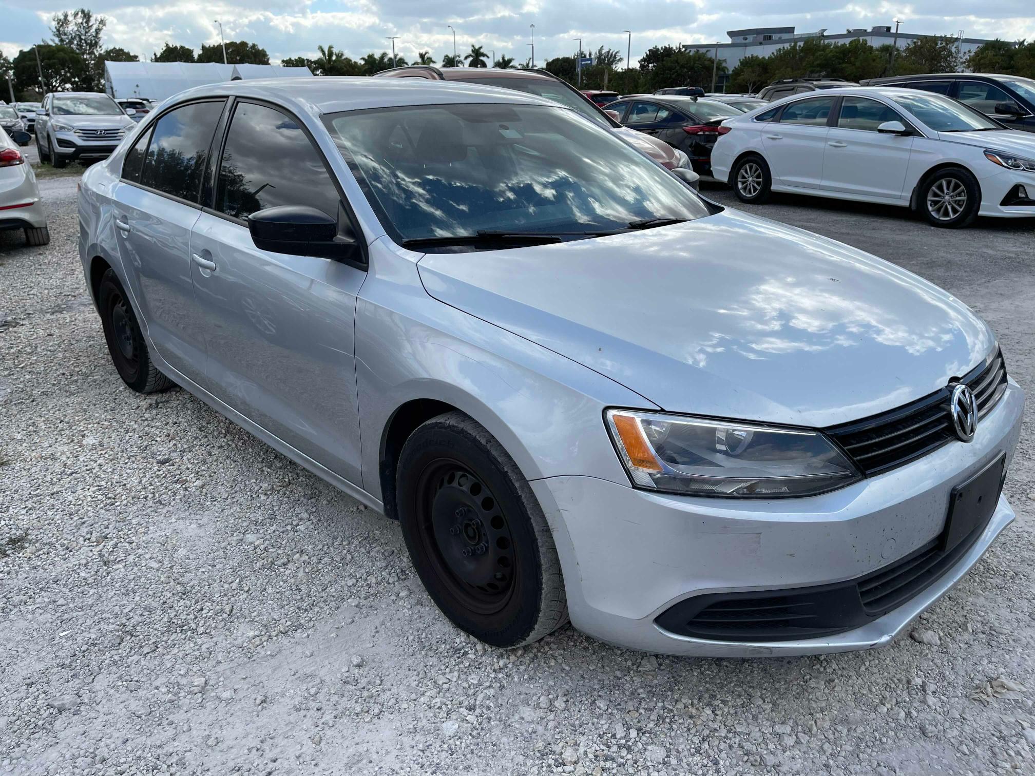 VOLKSWAGEN JETTA BASE 2014 3vw2k7aj0em293919