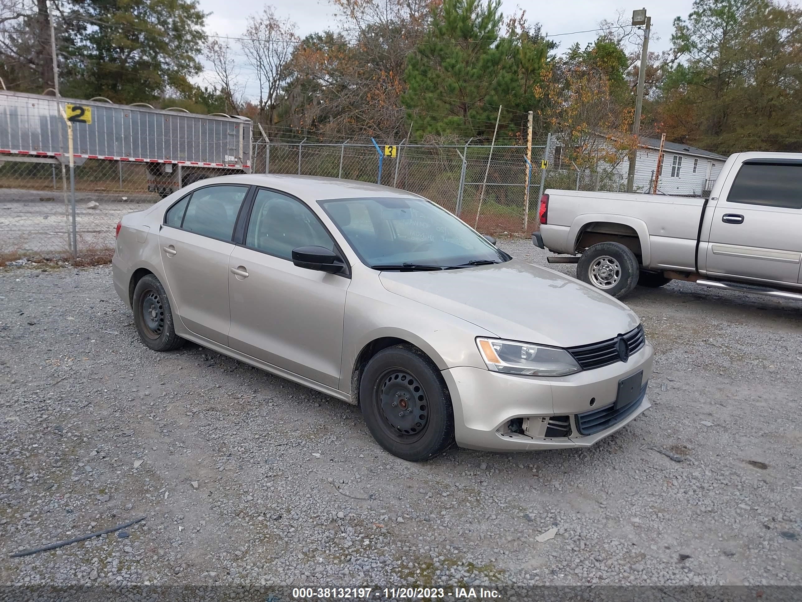 VOLKSWAGEN JETTA 2013 3vw2k7aj1dm294494