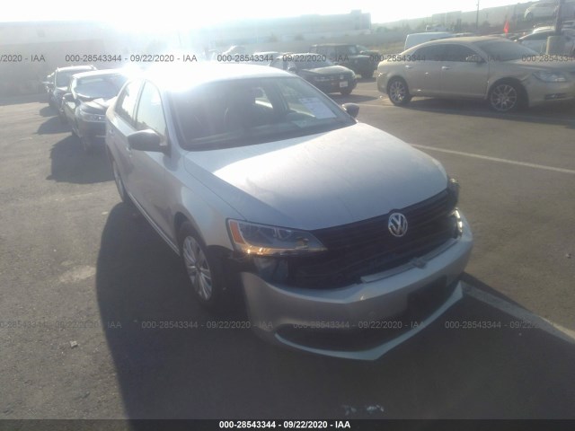 VOLKSWAGEN NULL 2014 3vw2k7aj3em331983