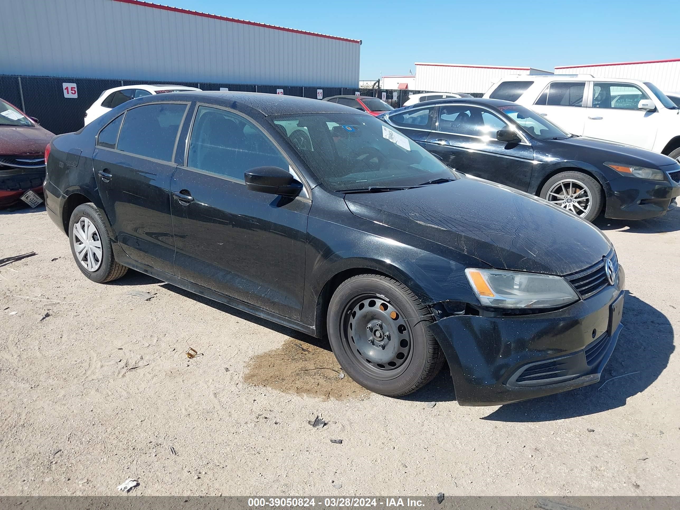 VOLKSWAGEN JETTA 2014 3vw2k7aj3em390175