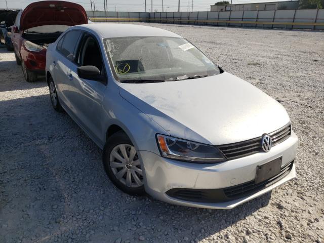 VOLKSWAGEN NULL 2014 3vw2k7aj5em330740