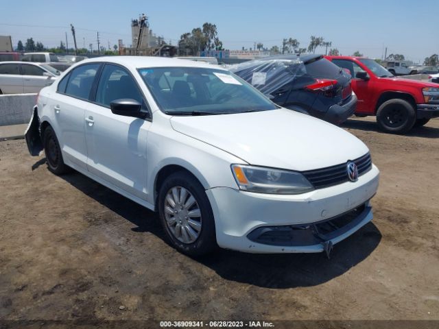 VOLKSWAGEN NULL 2014 3vw2k7aj6em325675