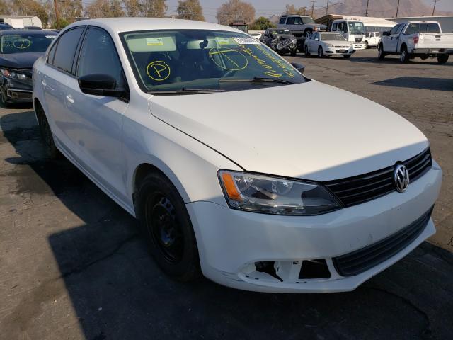 VOLKSWAGEN JETTA BASE 2014 3vw2k7aj7em411948