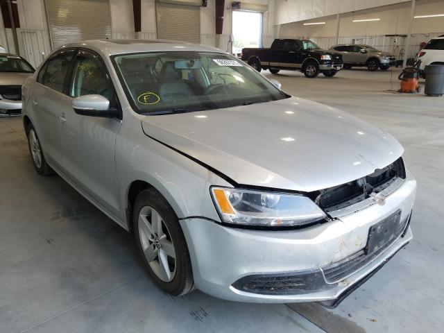 VOLKSWAGEN JETTA TDI 2013 3vw3l7aj6dm250248