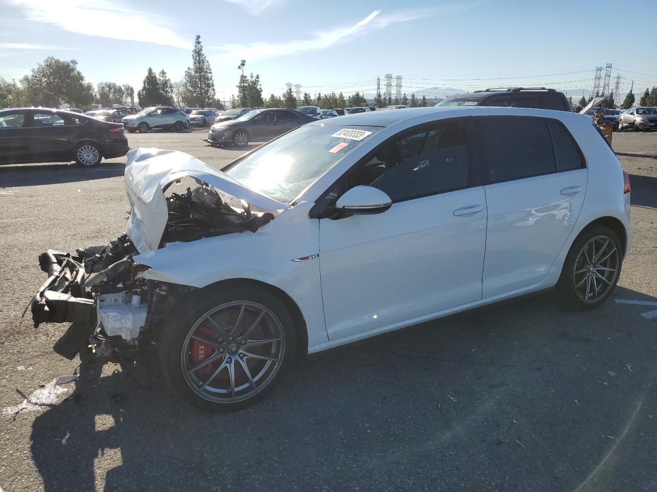 VOLKSWAGEN GTI 2017 3vw447au1hm062352