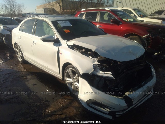 VOLKSWAGEN JETTA 2017 3vw4t7aj8hm283830