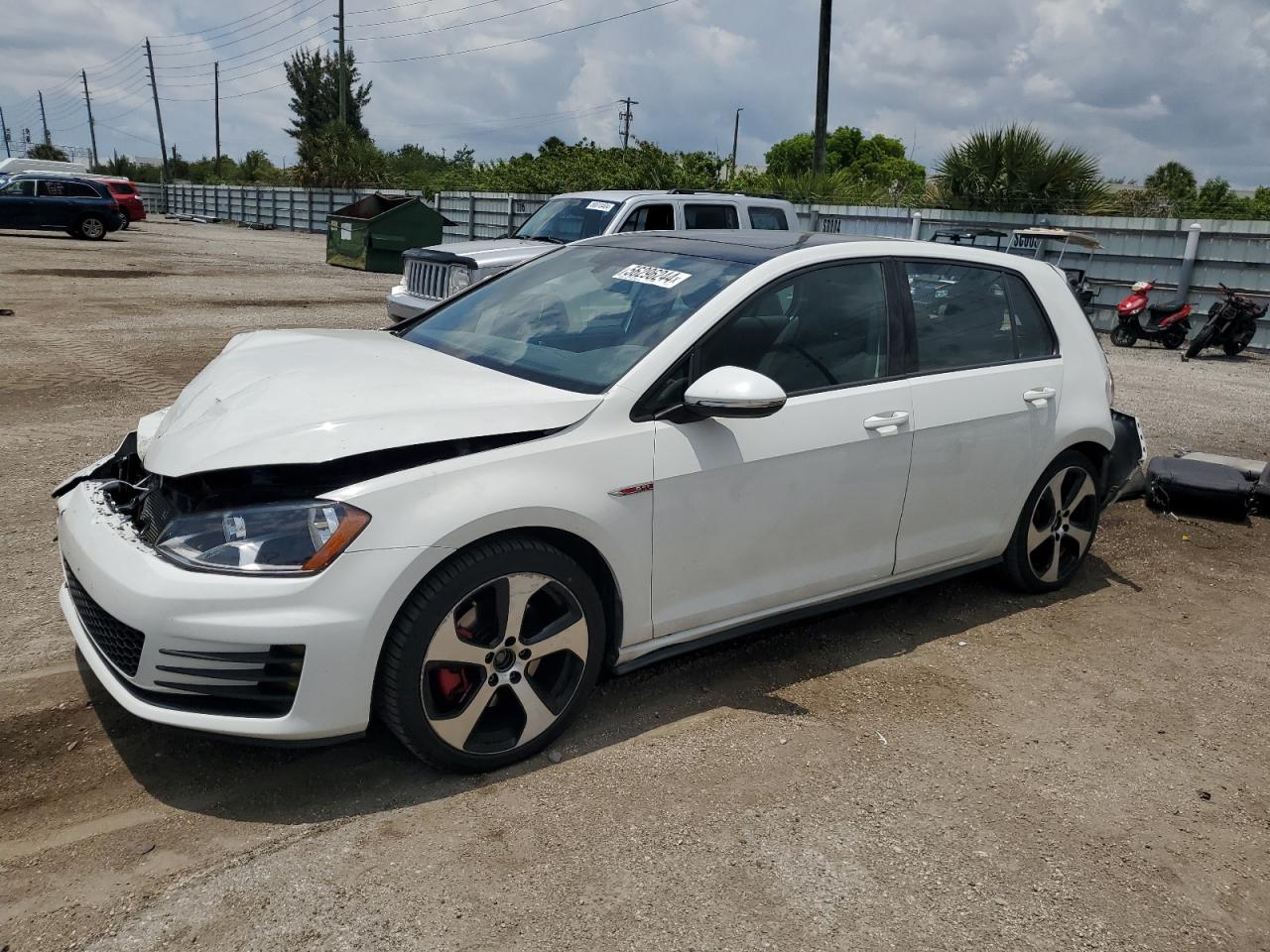 VOLKSWAGEN GTI 2015 3vw4t7au3fm057766