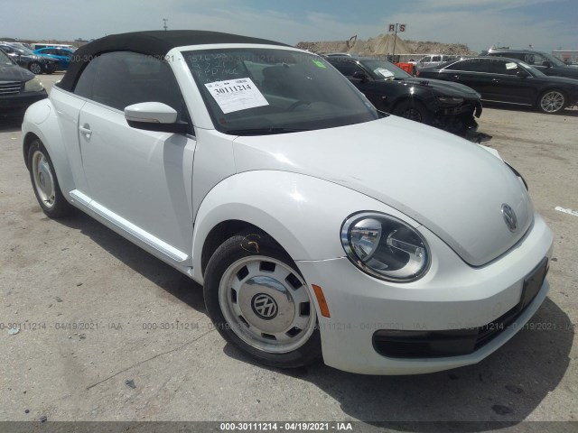 VOLKSWAGEN BEETLE CONVERTIBLE 2015 3vw517at3fm809452