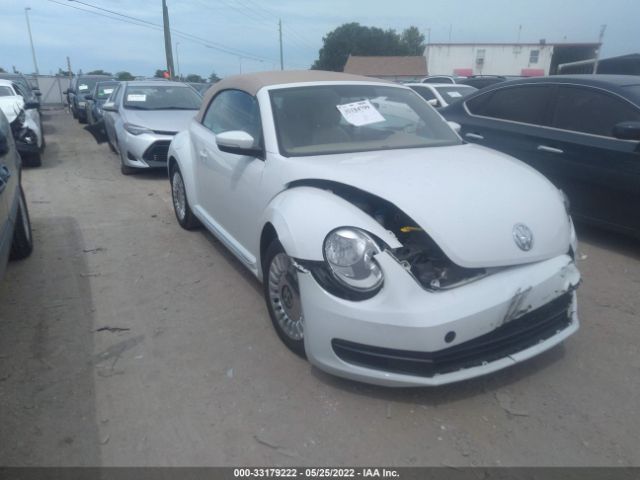 VOLKSWAGEN BEETLE CONVERTIBLE 2015 3vw517at3fm811752