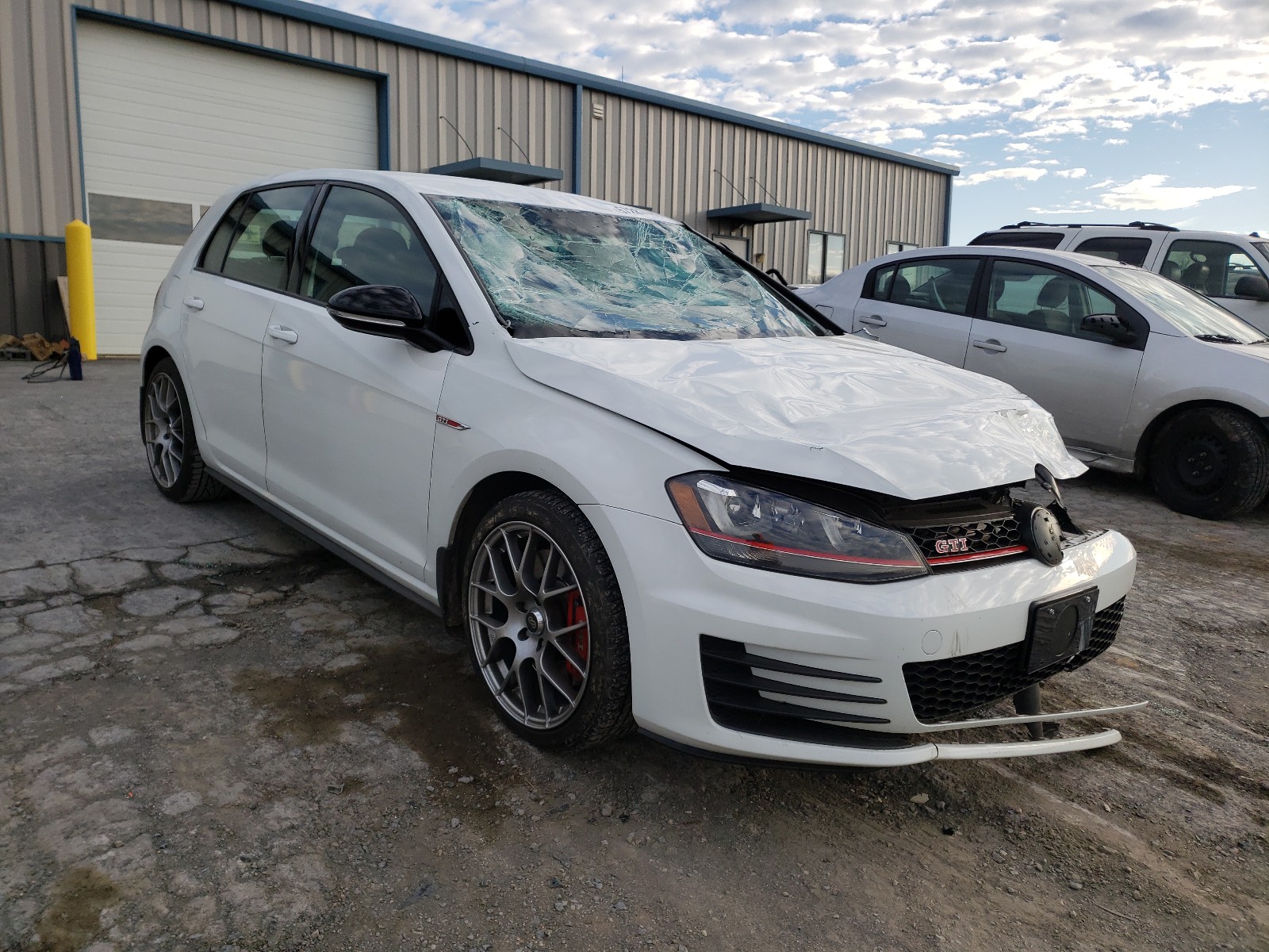 VOLKSWAGEN GTI SPORT 2017 3vw547au3hm041281