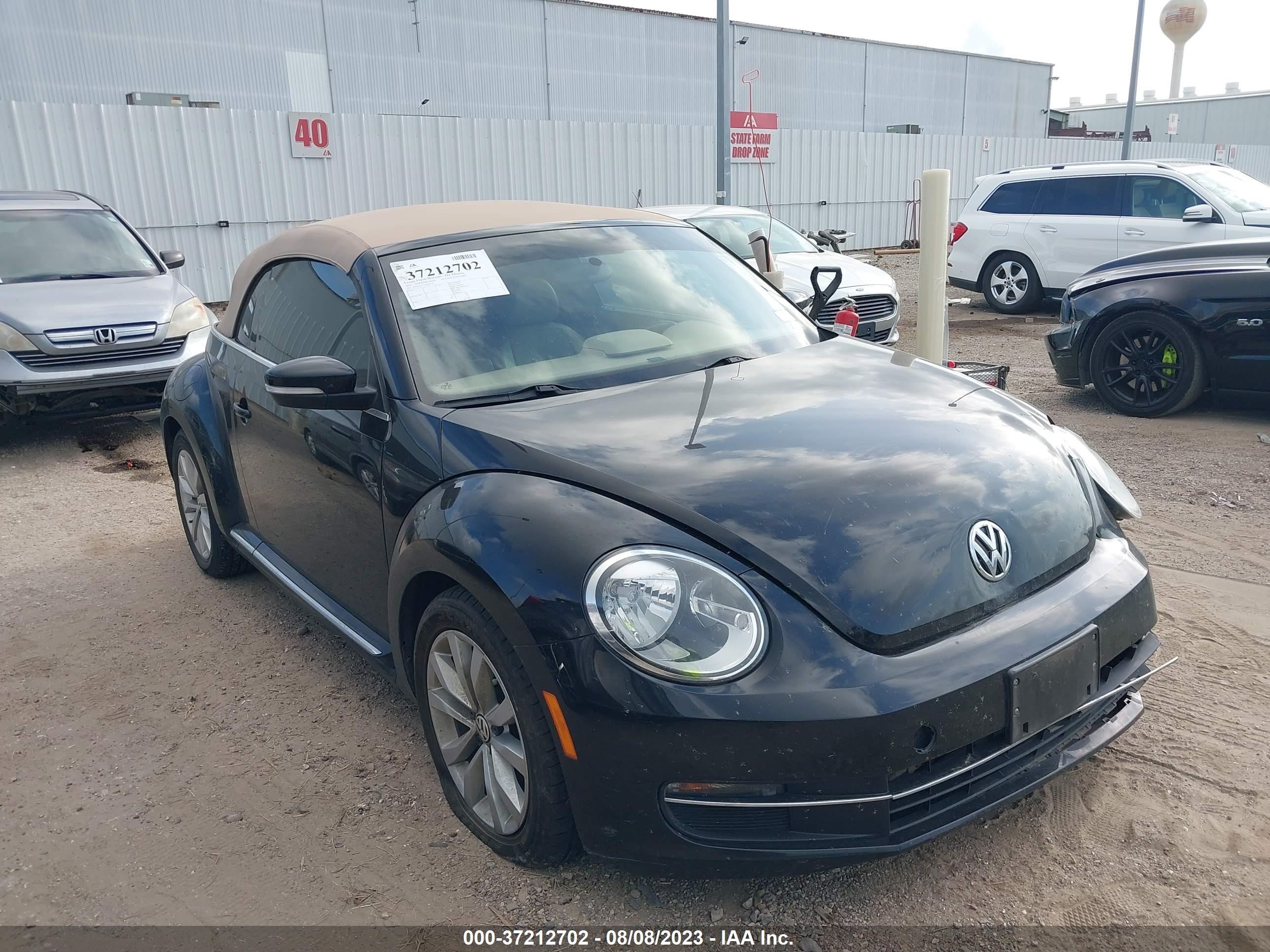 VOLKSWAGEN BEETLE 2015 3vw5a7at2fm819342