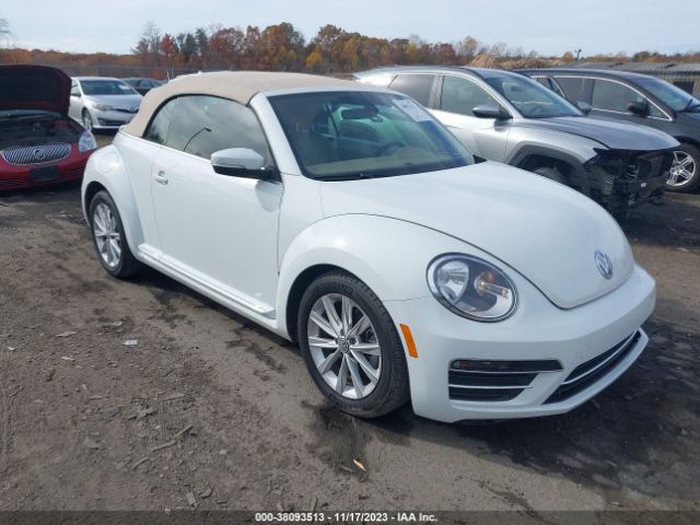 VOLKSWAGEN BEETLE 2018 3vw5daat6jm517064