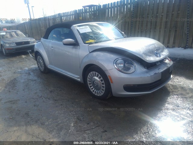 VOLKSWAGEN BEETLE CONVERTIBLE 2013 3vw5p7at0dm821280