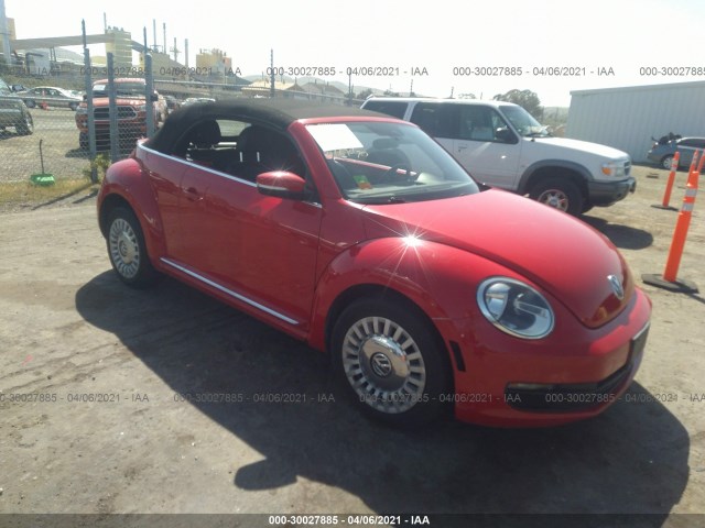 VOLKSWAGEN BEETLE CONVERTIBLE 2013 3vw5p7at0dm832053