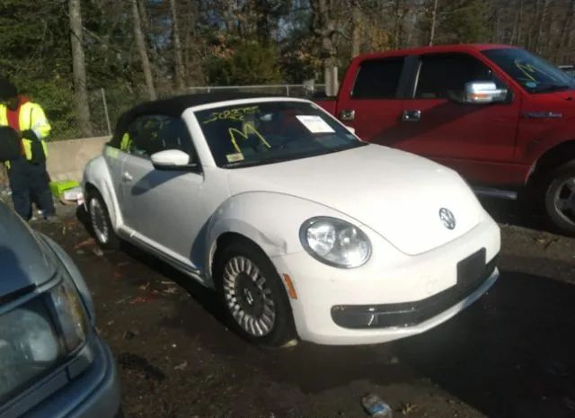 VOLKSWAGEN BEETLE CONVERTIBLE 2013 3vw5p7at1dm812426