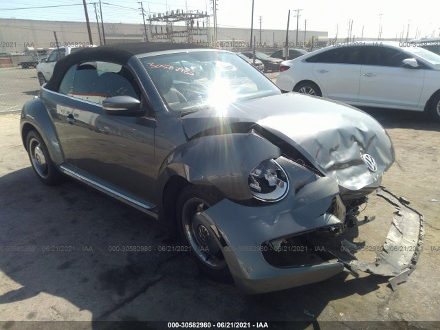 VOLKSWAGEN BEETLE CONVERTIBLE 2013 3vw5p7at2dm802908