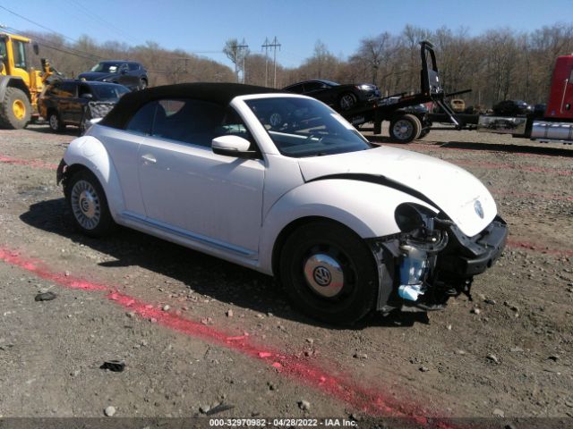 VOLKSWAGEN BEETLE CONVERTIBLE 2013 3vw5p7at2dm821037