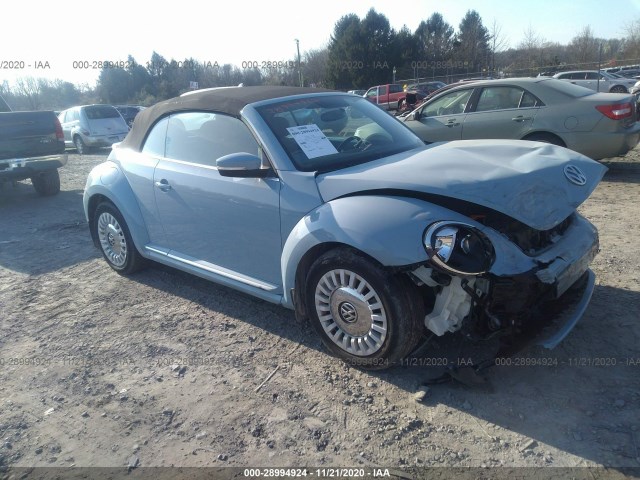 VOLKSWAGEN BEETLE CONVERTIBLE 2013 3vw5p7at2dm832331