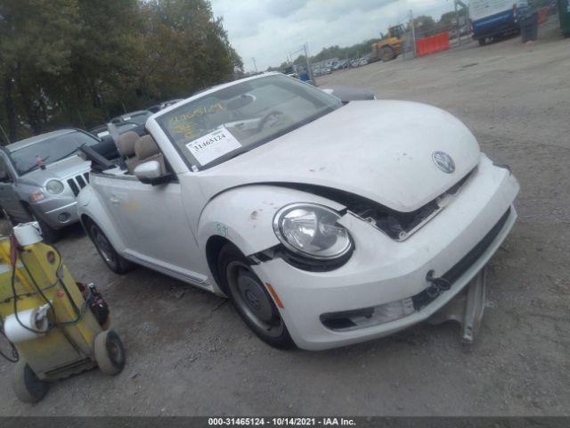 VOLKSWAGEN BEETLE CONVERTIBLE 2013 3vw5p7at3dm812296