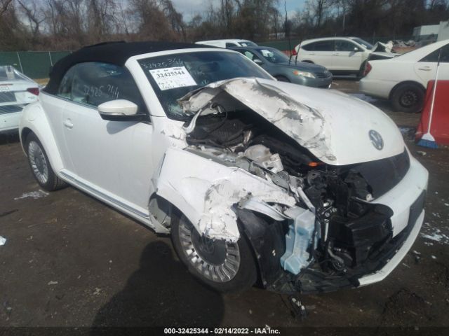 VOLKSWAGEN BEETLE CONVERTIBLE 2013 3vw5p7at4dm823792