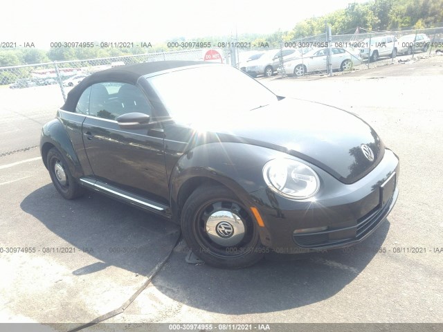 VOLKSWAGEN BEETLE CONVERTIBLE 2013 3vw5p7at4dm831407