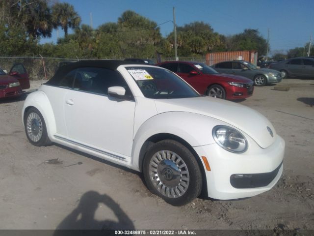 VOLKSWAGEN BEETLE CONVERTIBLE 2013 3vw5p7at5dm826782