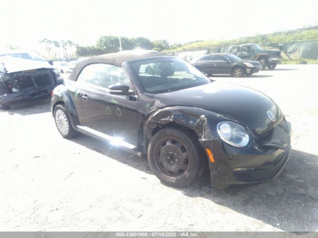 VOLKSWAGEN BEETLE CONVERTIBLE 2013 3vw5p7at6dm832073