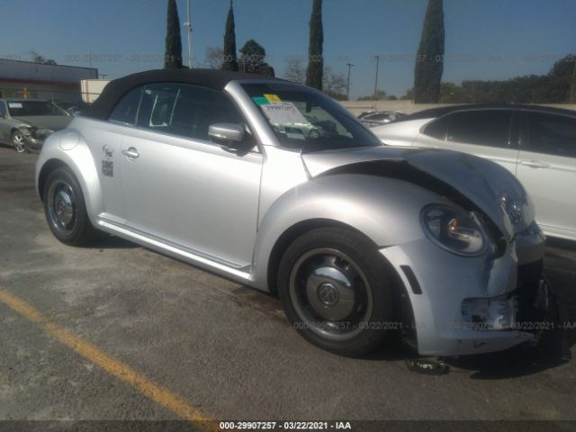 VOLKSWAGEN BEETLE CONVERTIBLE 2013 3vw5p7at7dm811412