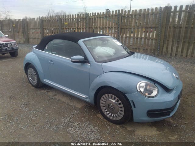 VOLKSWAGEN BEETLE CONVERTIBLE 2013 3vw5p7at7dm821843