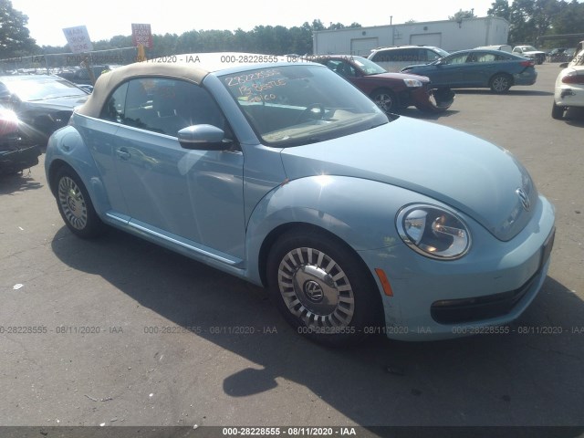 VOLKSWAGEN BEETLE CONVERTIBLE 2013 3vw5p7at7dm828372