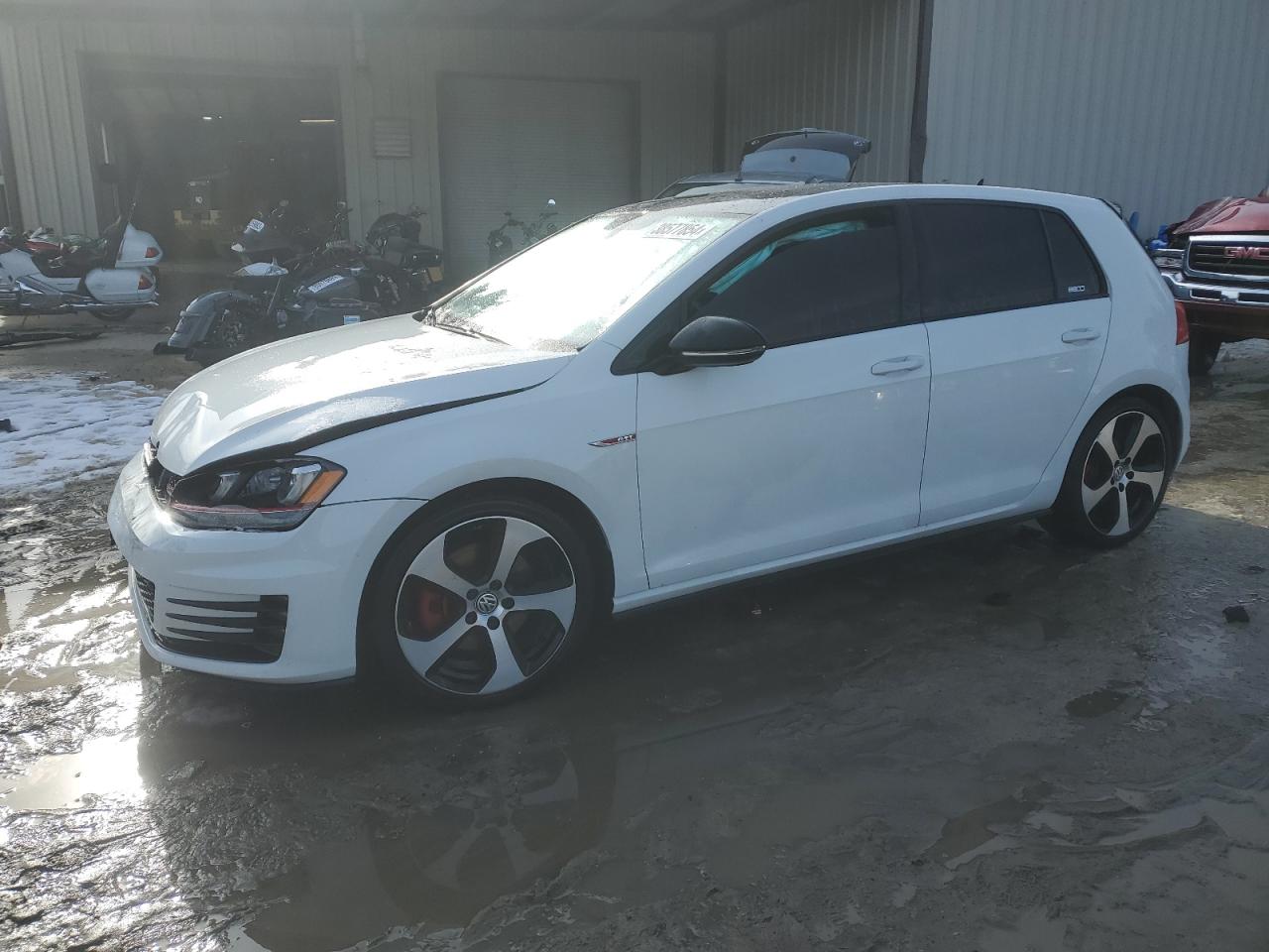 VOLKSWAGEN GTI 2015 3vw5t7au5fm054372