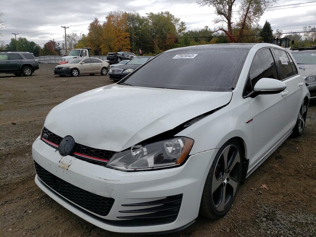 VOLKSWAGEN GTI 2015 3vw5t7au7fm042367