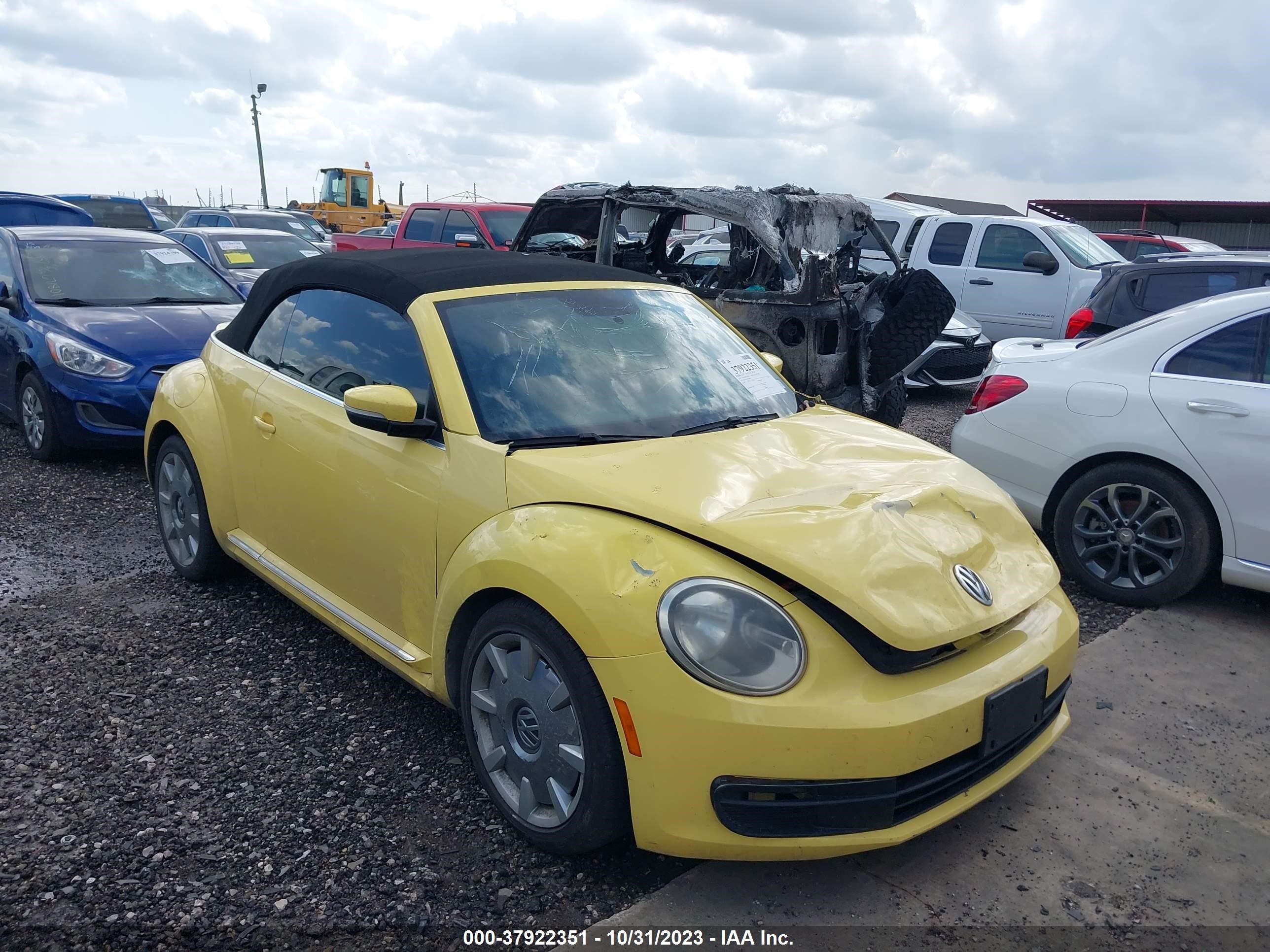 VOLKSWAGEN BEETLE 2013 3vw5x7at1dm829436