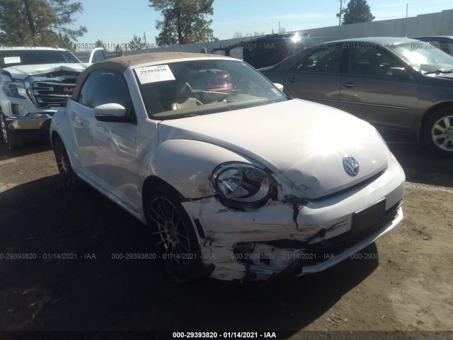 VOLKSWAGEN BEETLE CONVERTIBLE 2013 3vw5x7at3dm811603