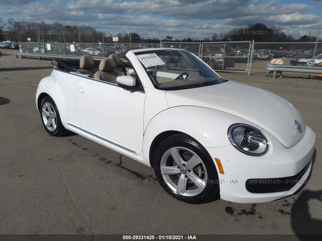 VOLKSWAGEN BEETLE CONVERTIBLE 2013 3vw5x7at8dm816618