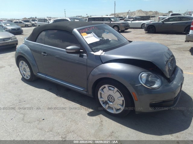 VOLKSWAGEN BEETLE CONVERTIBLE 2013 3vw5x7at9dm827482